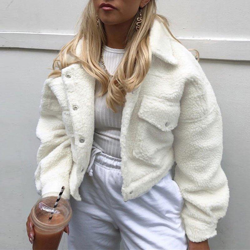 Jaqueta Cropped Peluciada - Lojas Promorin