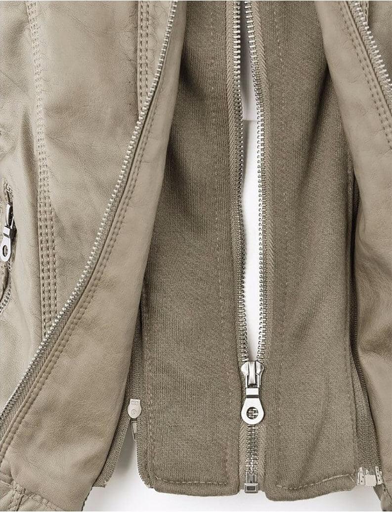 Jaqueta Feminina de Couro - Stylish Woman - Lojas Promorin