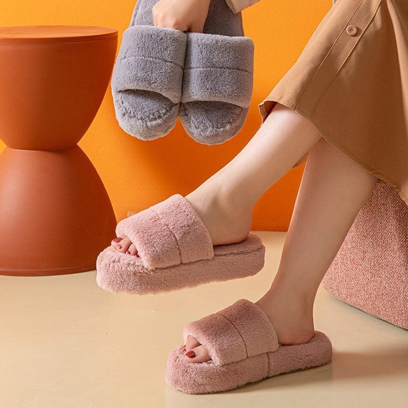 Pantufa Aveludada - Puff - Lojas Promorin