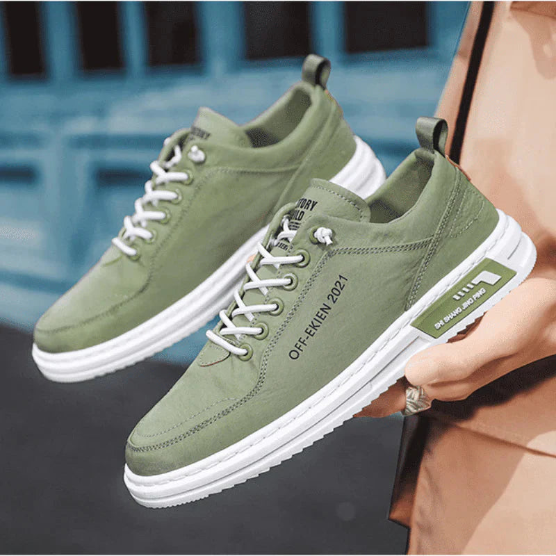 Tênis Casual Moderno em Couro