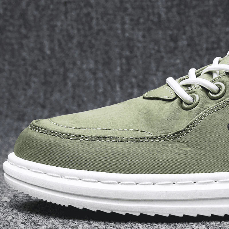 Tênis Casual Moderno em Couro