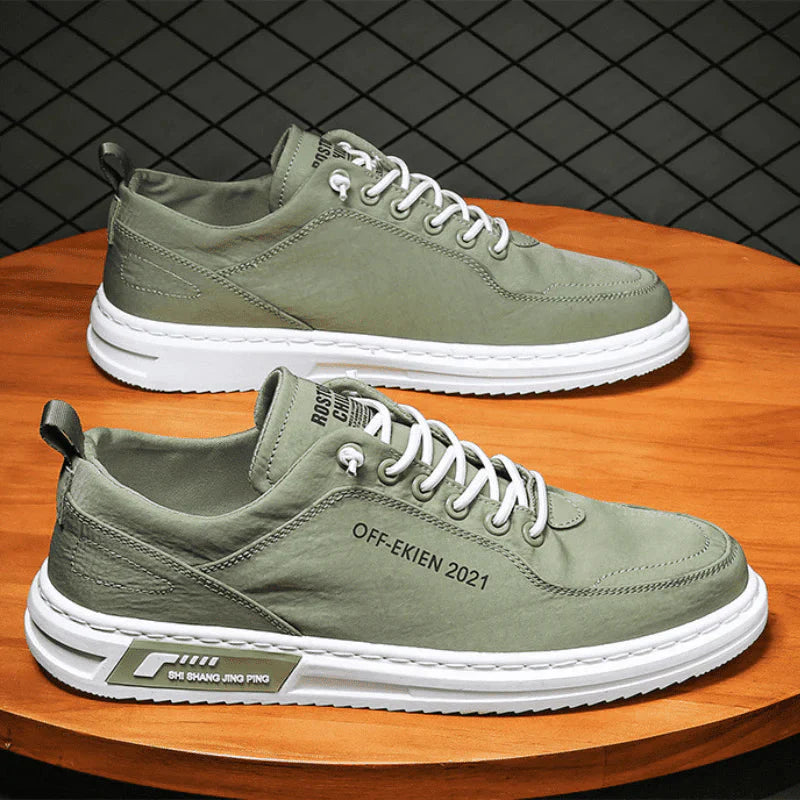 Tênis Casual Moderno em Couro