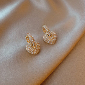 Brinco Coração em Perolas