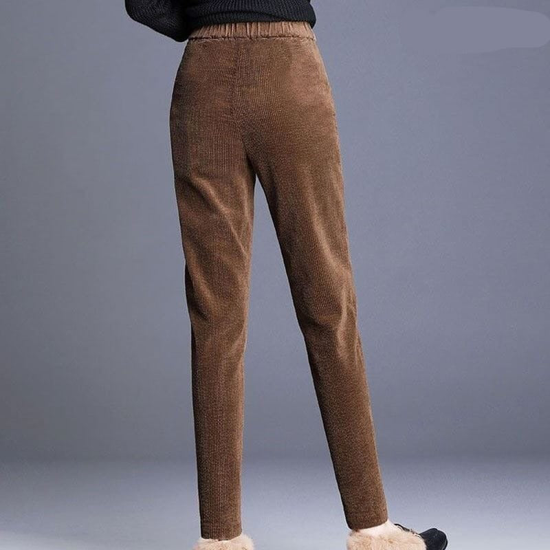 Calça de Veludo Cintura Alta com Pelúcia Interna