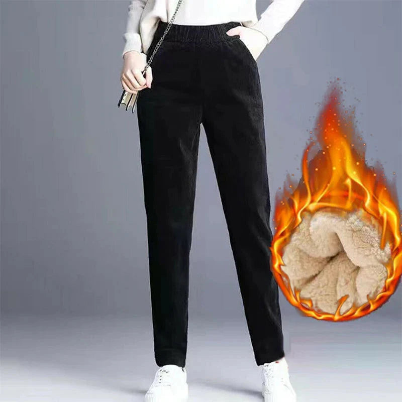 Calça de Veludo Cintura Alta com Pelúcia Interna