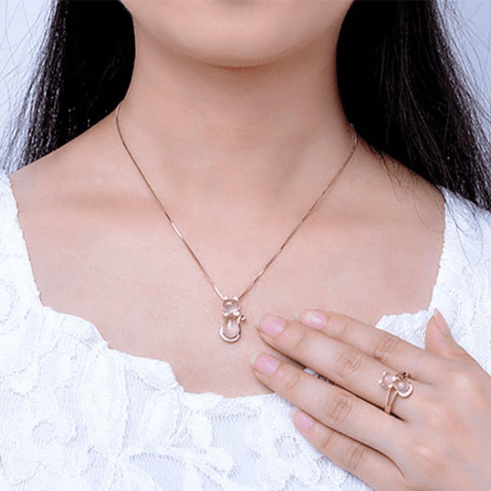 Corrente Veneziana Com Pingente MISS CAT cravejado com Cristais de Zircônia - SUPER PROMOÇÃO DE LANÇAMENTO - Lojas Promorin