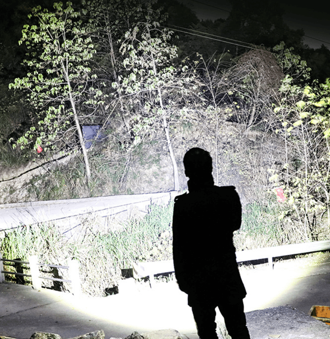 Lanterna Laser Titanium [FRETE GRÁTIS] - Lojas Promorin