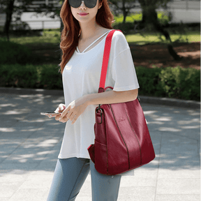 Mochila Feminina Anti Furto de Couro Carolina™ - Lojas Promorin