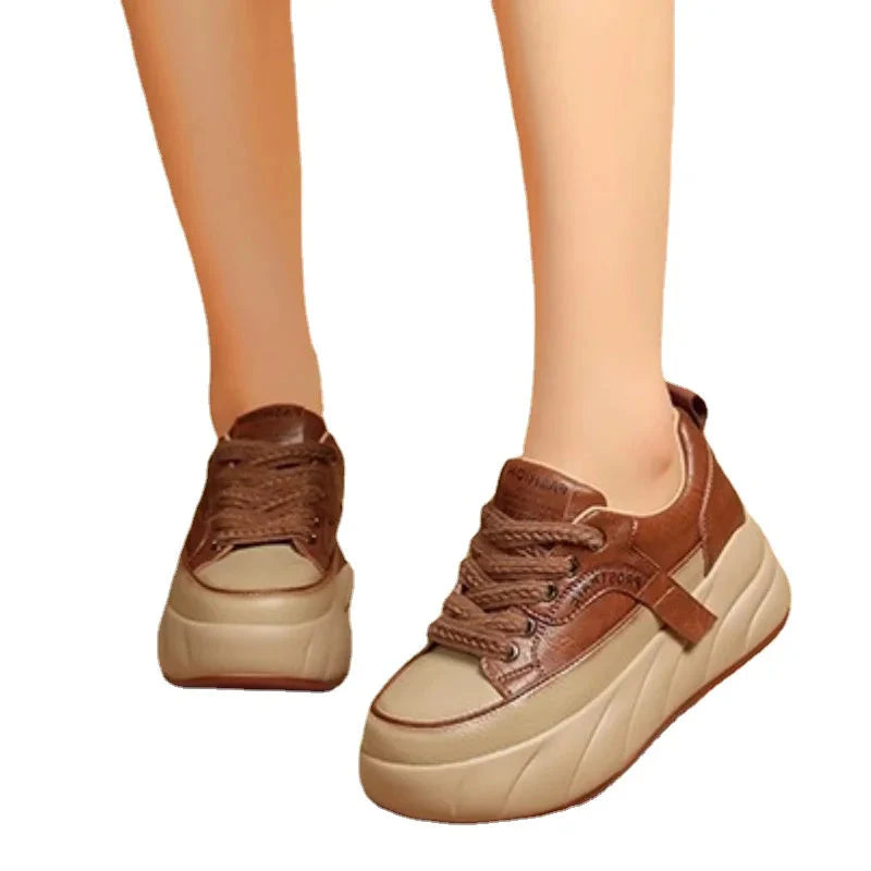 Tênis Ortopédico Feminino em Couro - Leticia