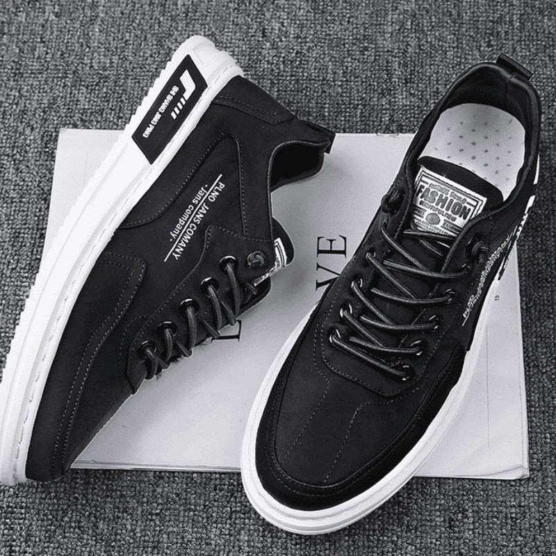 Tênis Casual Moderno em Couro