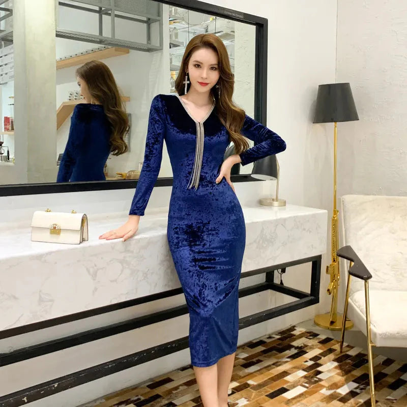 Vestido Feminino de Veludo Elegante