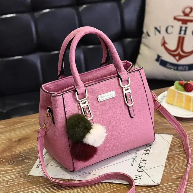 Bolsa Feminina de Couro Tassel